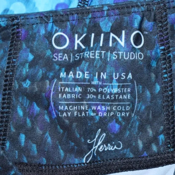 Okiino Blue Mermaid Scale Leggings